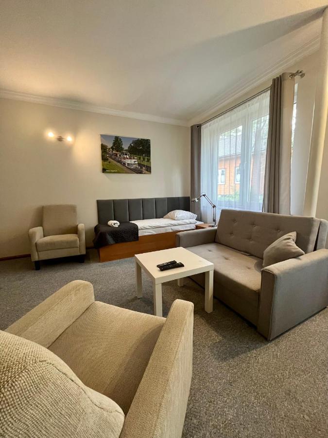 Hotel Gosciniec Rospuda à Augustów Extérieur photo