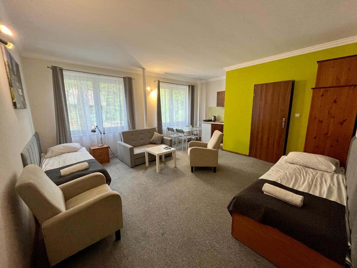 Hotel Gosciniec Rospuda à Augustów Extérieur photo