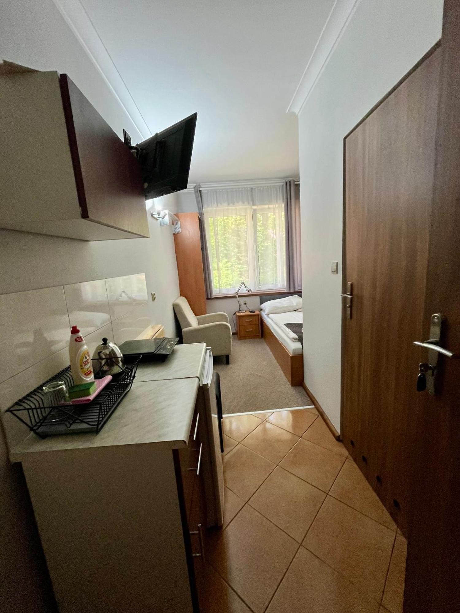 Hotel Gosciniec Rospuda à Augustów Extérieur photo